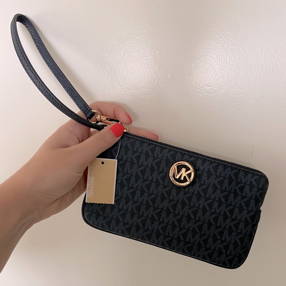 Michael Kors Wristlet